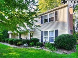 31256 Marvis Dr, Bay Village, OH 44140