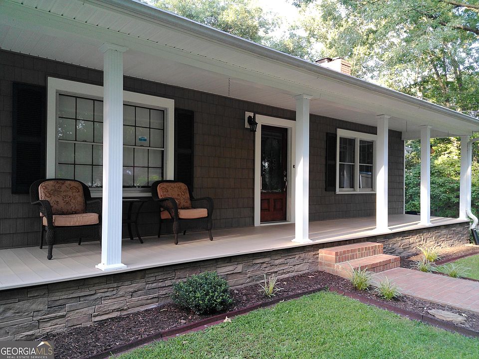 1st image of 285 Wolf Den Rd