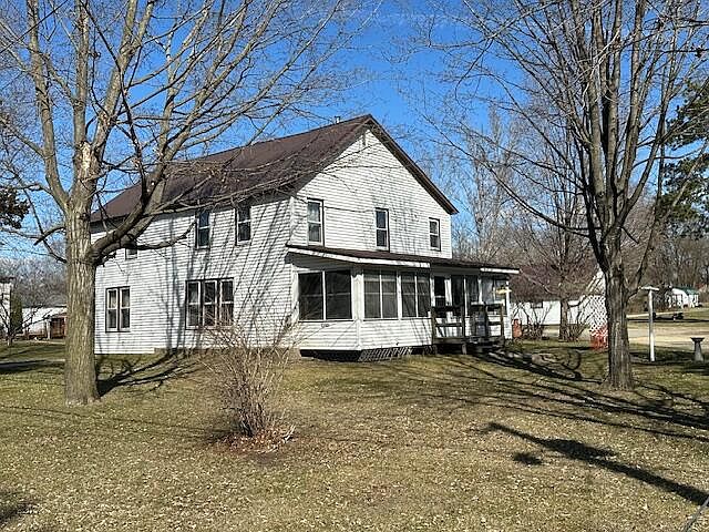 1st image of 11742 King STREET