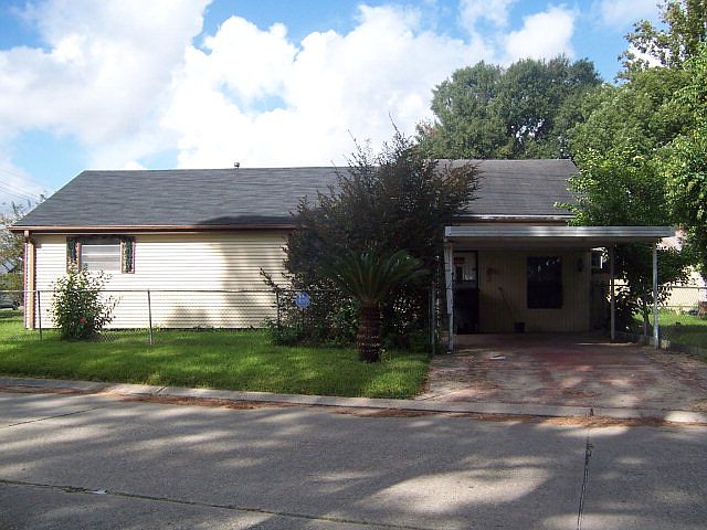 2nd image of 1311 Willow St