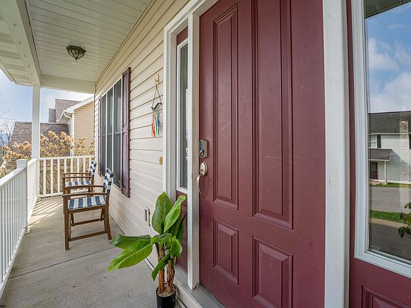 3rd image of 222 Hanalei Dr