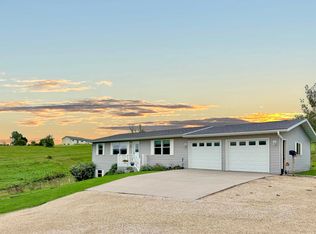 61988 Wildwood Dr, Prairie Du Chien, WI 53821