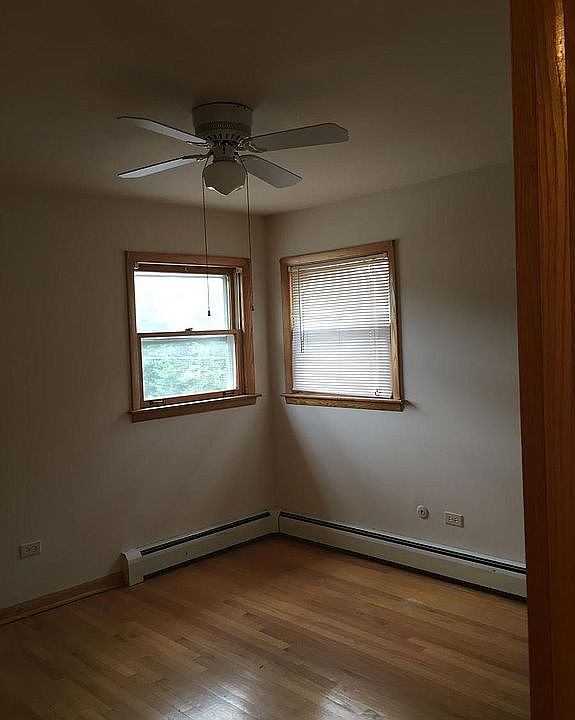 1st image of 6883 N Northwest Hwy APT 1
