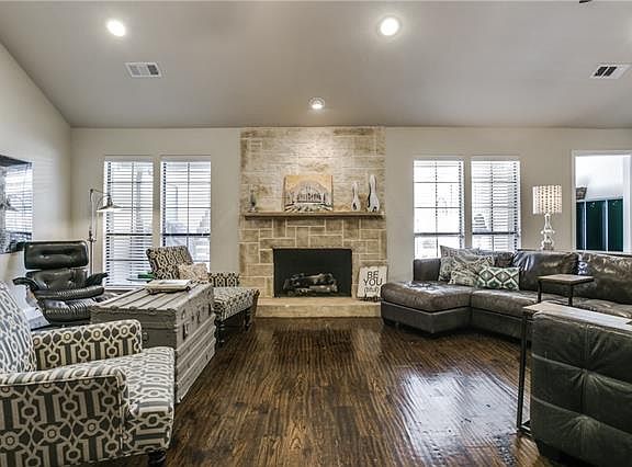 4th image of 6218 Southern Knoll Dr