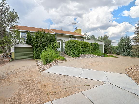 2nd image of 100 Sherwood Blvd