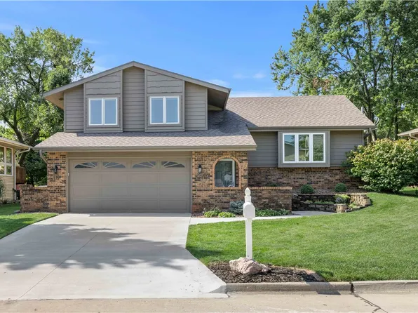 9500 Horton Ave, Urbandale, IA 50322