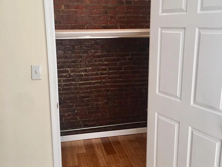 2371 E Letterly St #B — Photo 4
