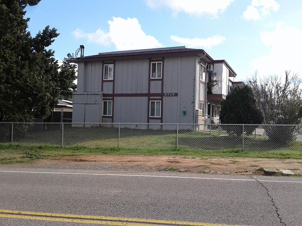 1st image of 9717 Riverview Ave #12