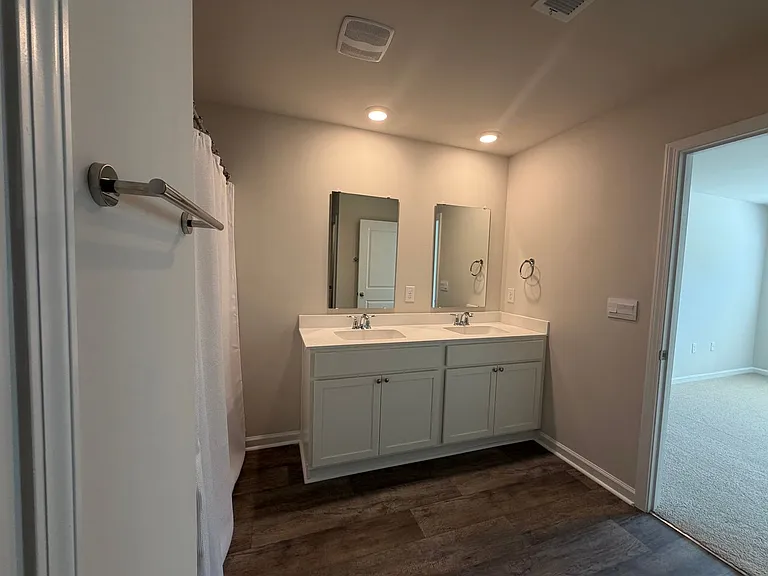 500 Acosta Cir — Photo 13