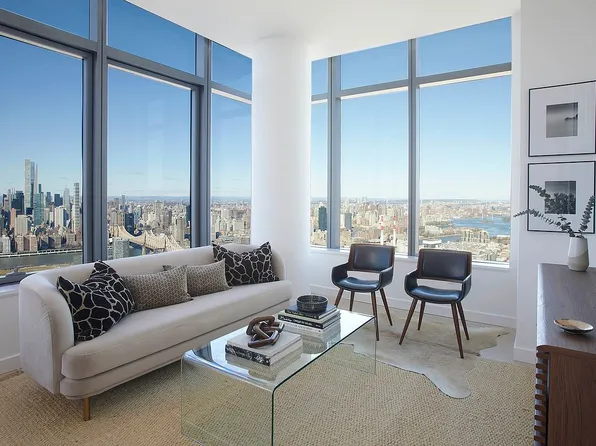 3 Court Sq Unit Penthouse 304, Long Island City, NY 11101