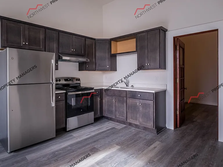 107 N Tower Ave — Photo 3