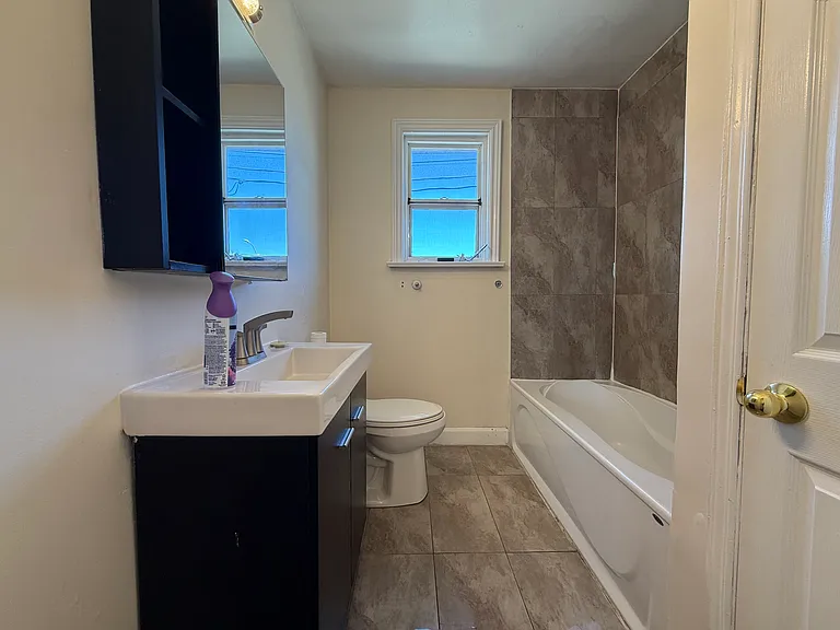 728 Weston Rd — Photo 14
