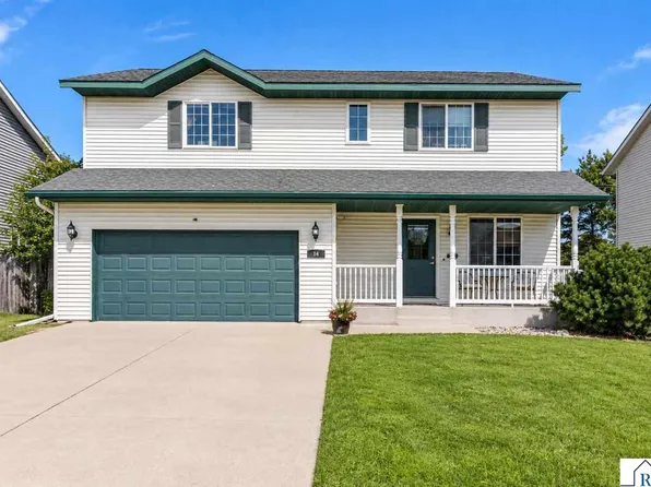 144 Savannah Ct, Mankato, MN 56001