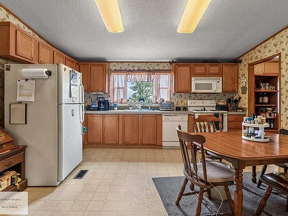 5th image of 307 Museville Rd