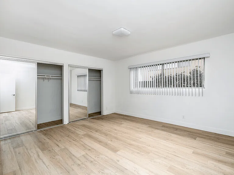 1831 Glendon Ave — Photo 13