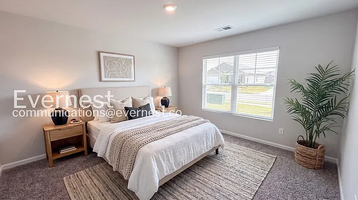 3 bed, 2.0 bath, 1272 sqft, $1,675 — Photo 3