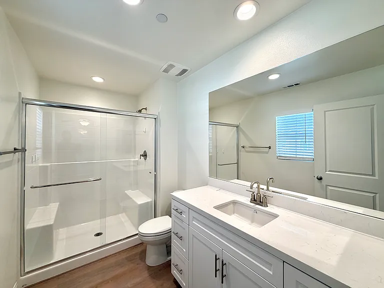 114 N Lassen Ave #1 — Photo 13