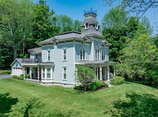 62 Raymond Rd, Danby, VT 05739