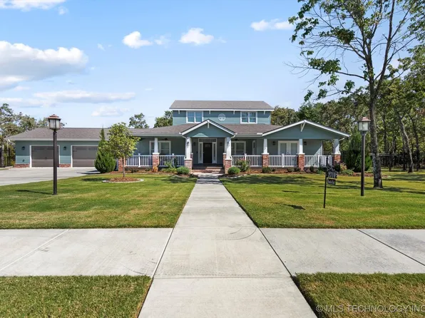 2710 Mountain Rd, Bartlesville, OK 74003