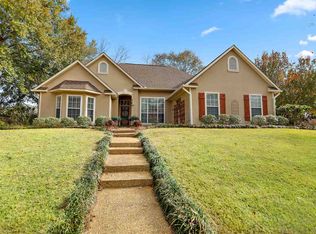 120 Parkside Dr, Brandon, MS 39042