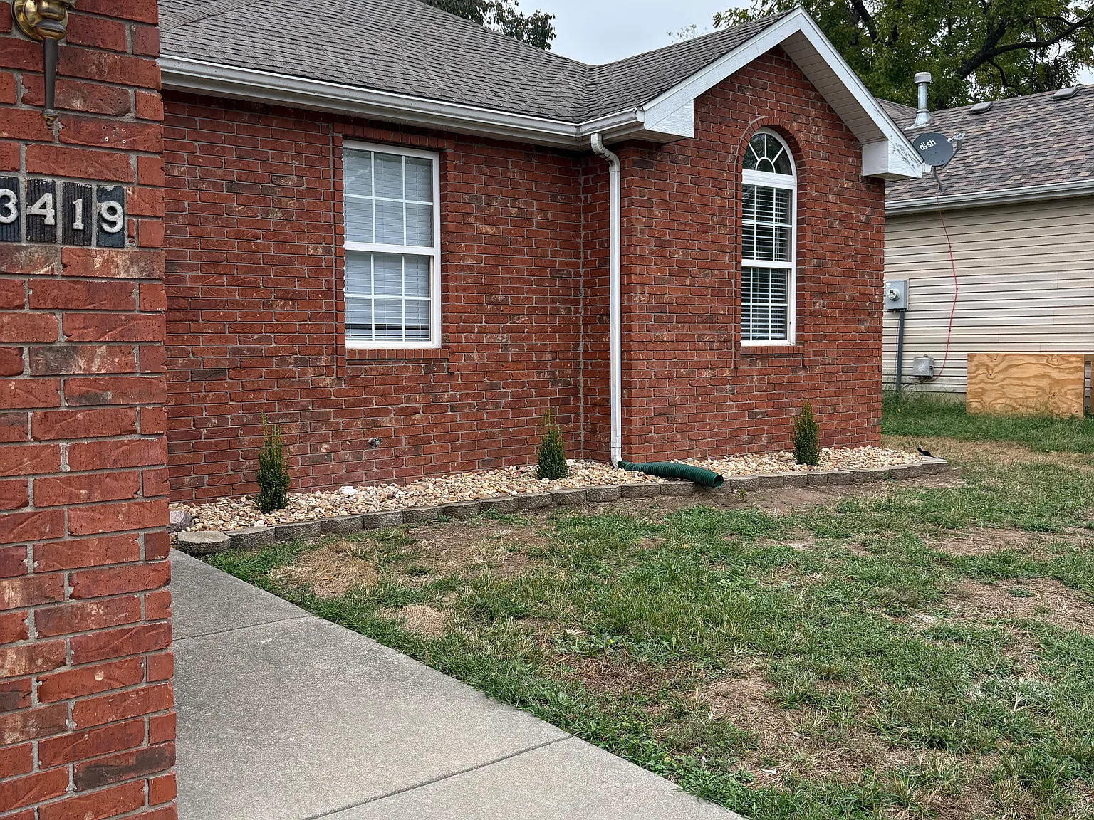 3419 W Erie Street — Photo 2