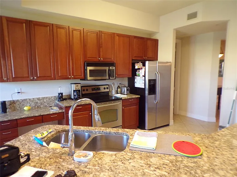 94 Vivante Blvd #302/9432 — Photo 9