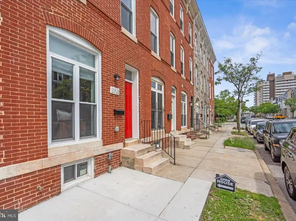 2328 Barclay St, Baltimore, MD 21218