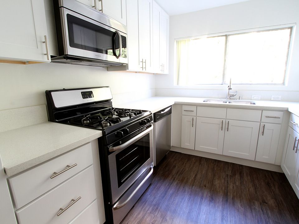 1st image of 4225 Ethel Ave APT 33