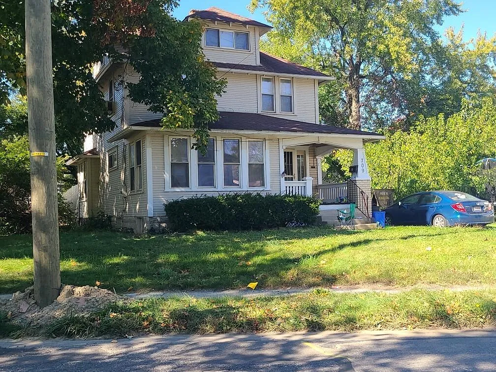 709 S Prospect St photo 1