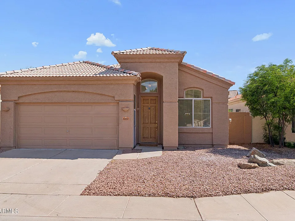 3251 W Ross Dr