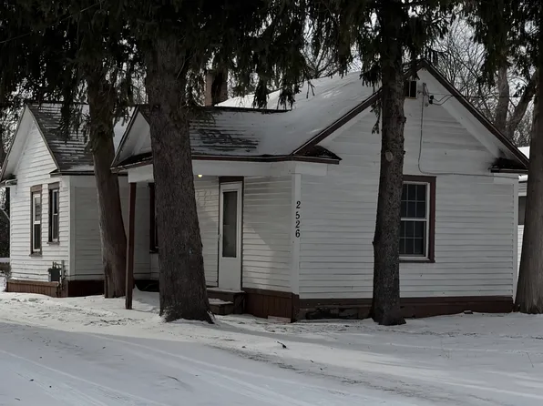2526 White St, Saginaw, MI 48601
