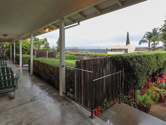 2nd image of 3605 Warner Dr