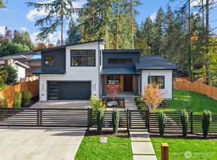 18616 92nd Ave NE, Bothell, WA 98011