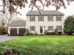 97 Mountain View Dr, New Ipswich, NH 03071