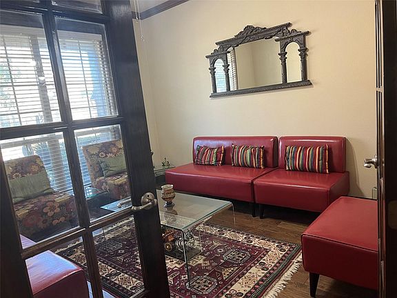 4th image of 10105 Waterstone Way