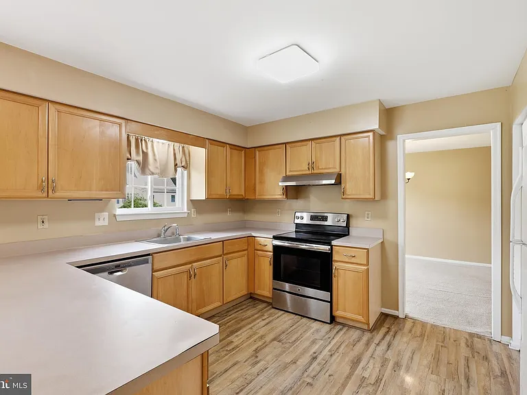 251 N Caroline Pl — Photo 14
