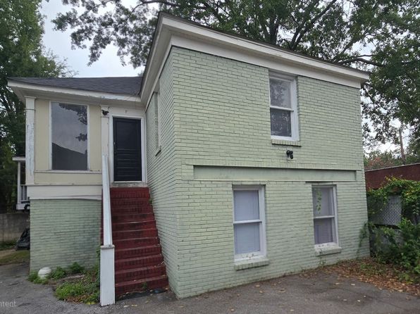 2620 Main St APT F