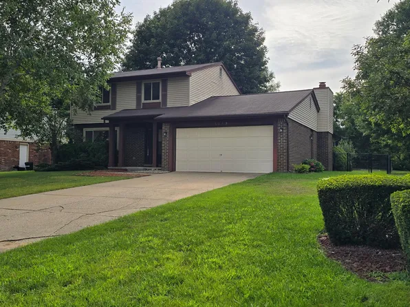 5189 Old Cove Rd, Clarkston, MI 48346