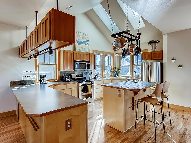 415 Mason Ct #5-A — Photo 8