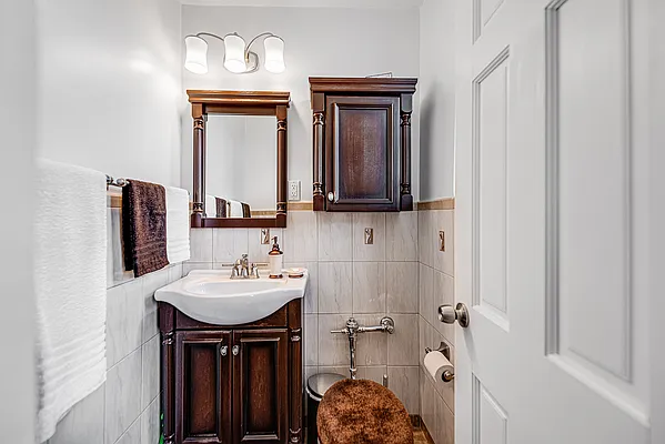 Sold by EXP Realty NYC | media 27