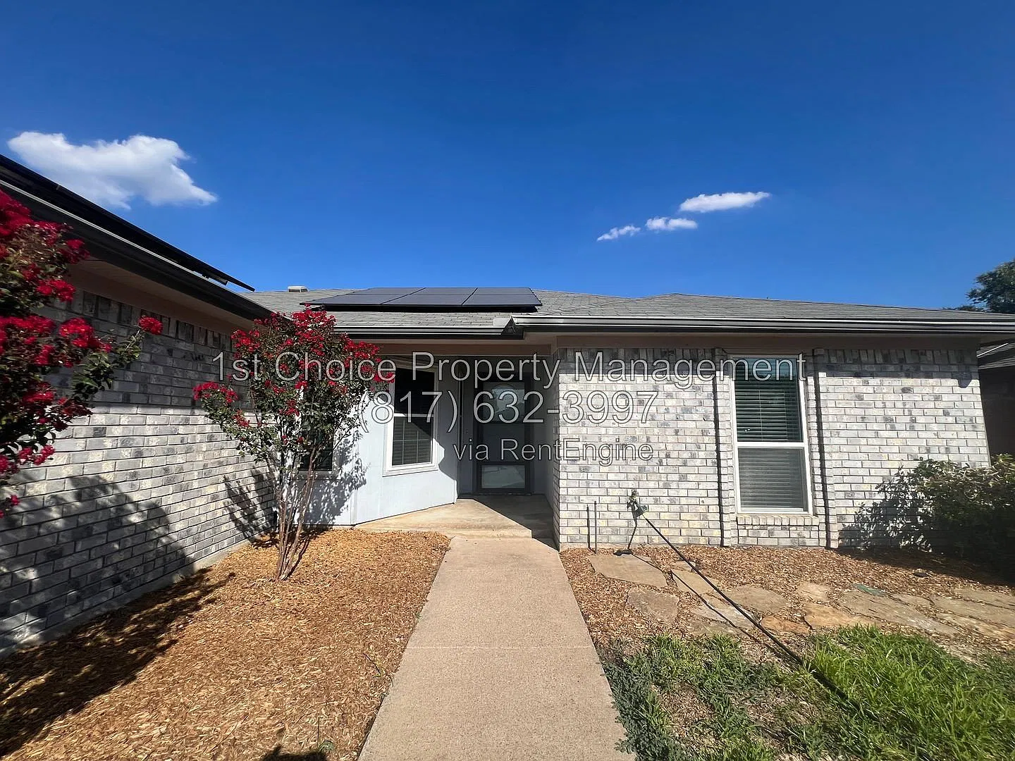 3 bed, 2.0 bath, 1824 sqft, $2,175 — Photo 3
