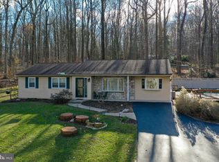 232 Icedale Rd, Honey Brook, PA 19344