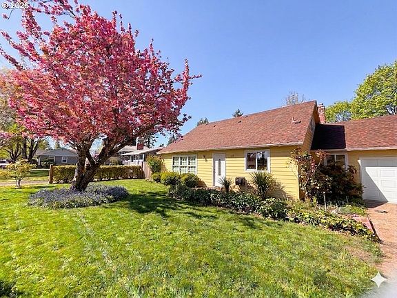 2nd image of 8103 SE Cypress Ave