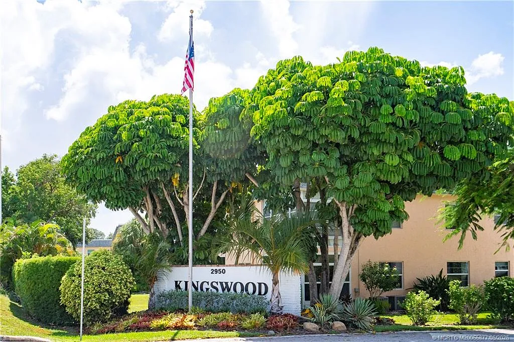 2 bed, 2.0 bath, 1236 sqft, $3,500 — Photo 3