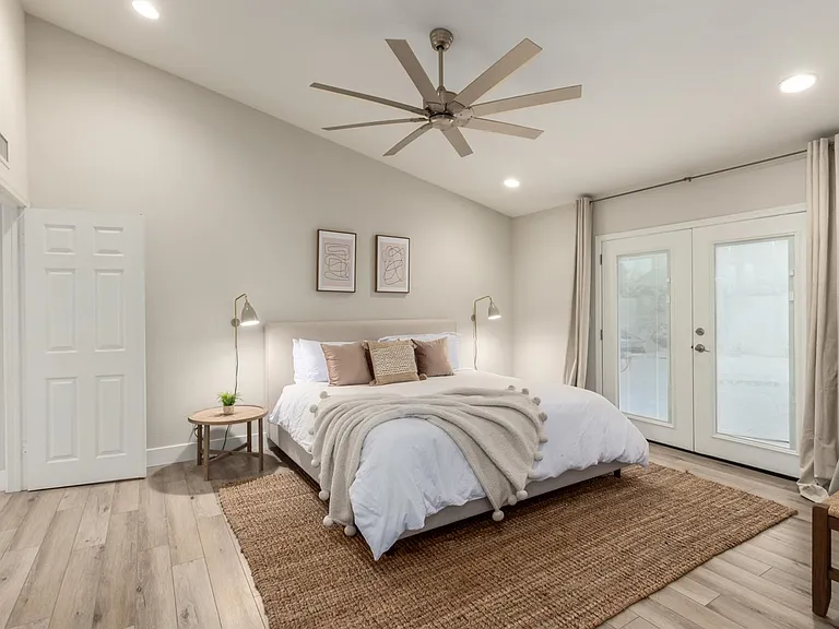 5009 E Le Marche Ave — Photo 15