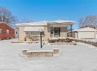 29942 Avondale St, Inkster, MI 48141