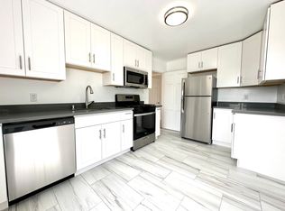 3833 Lawton St, San Francisco, CA 94122
