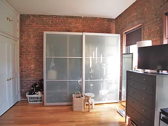 Rented by Harlem Lofts