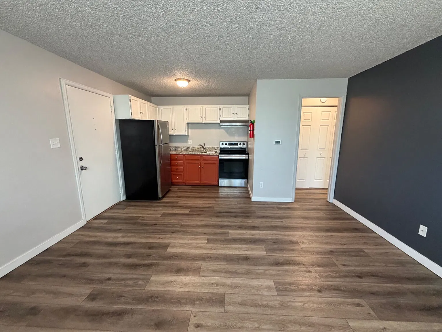 1 bed, 1.0 bath, $1,000 — Photo 4