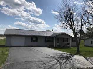 8054 Shelby St, Maysville, KY 41056